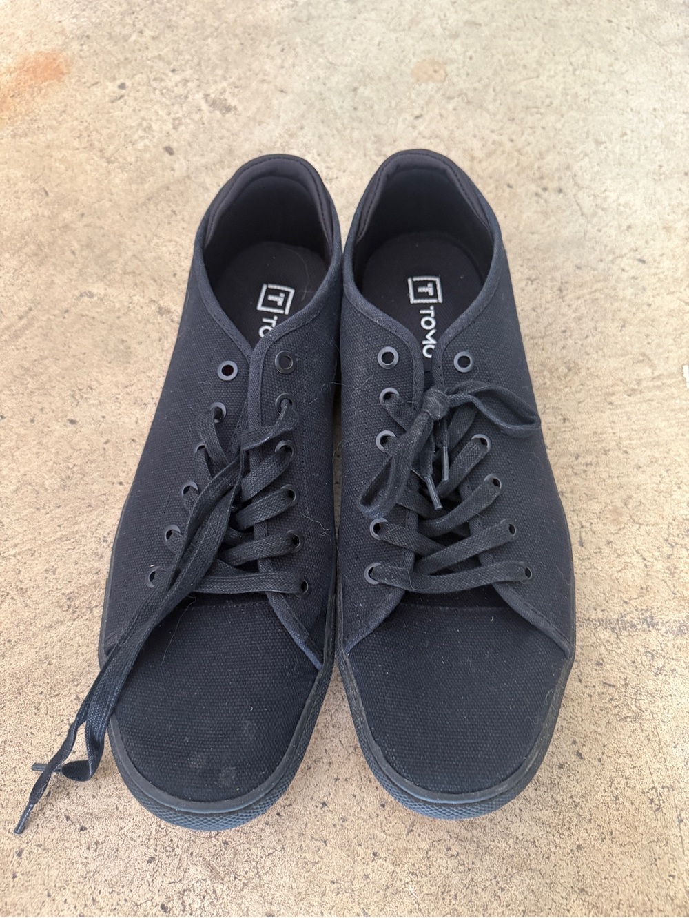 Tomo golf sneakers